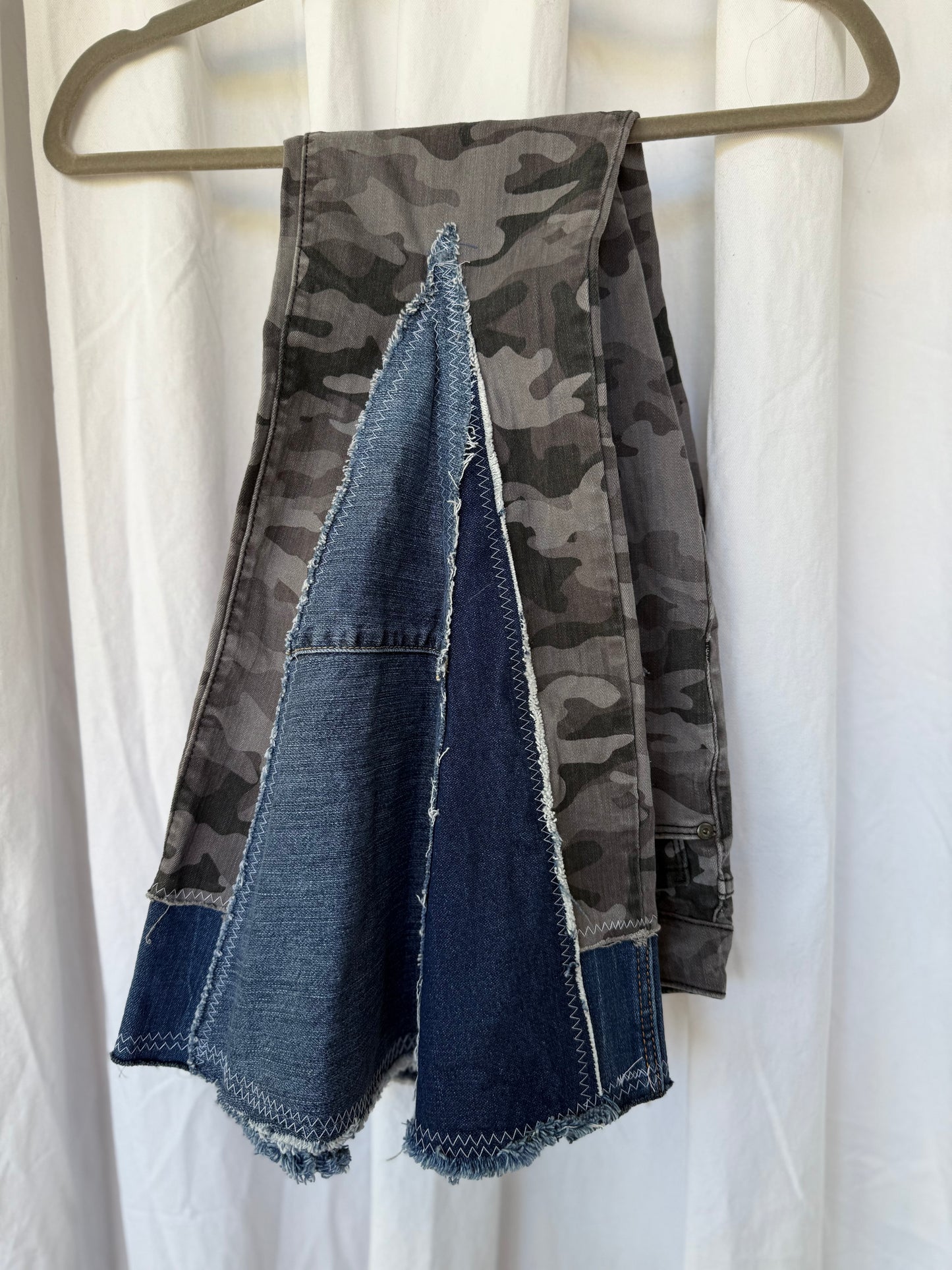 Camo Bell Bottom Jeans (size 4) – Denim Patchwork Flare