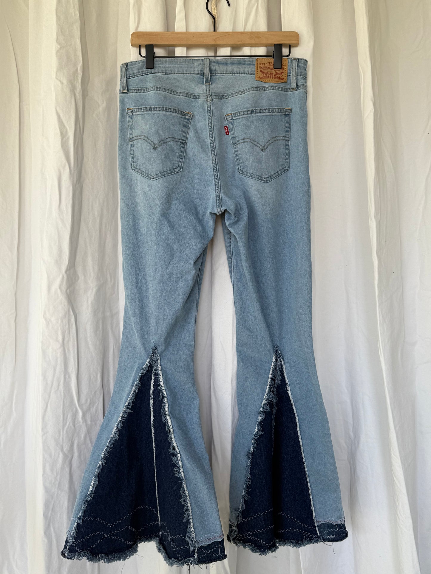 “Shark” Bell Bottom Jeans – Light Wash Denim