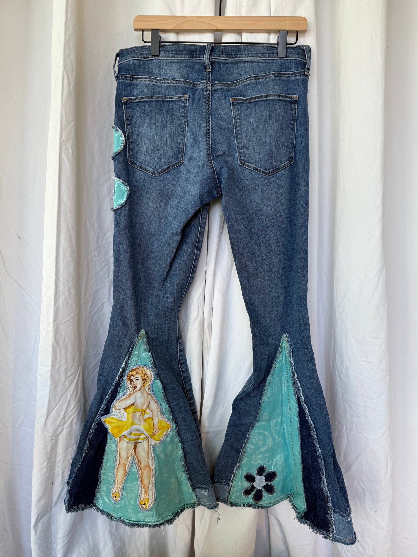 Retro Pinup Girl Flower Power Bell Bottom Jeans (size 12) – Bold Vintage Vibes
