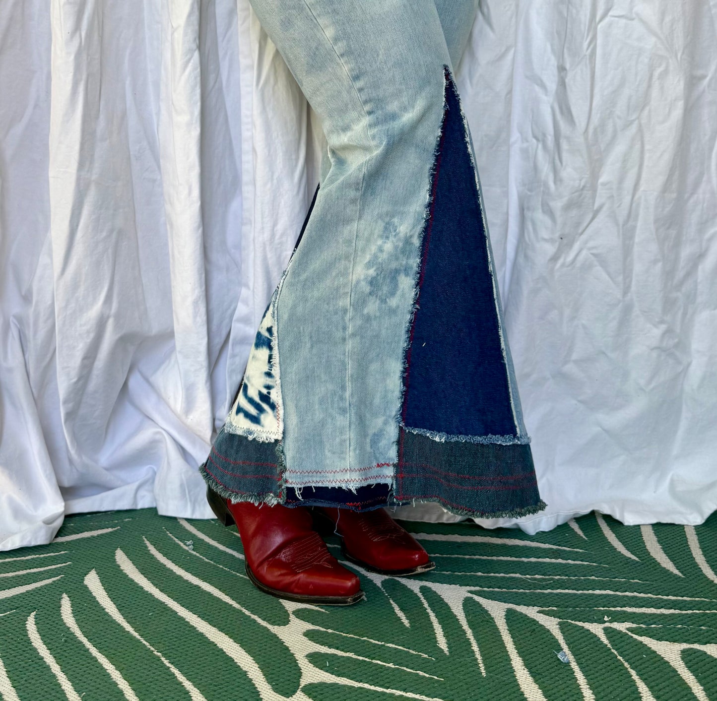 Chiefs Bell Bottom Jeans (Size 6) – Light Wash Statement Flares
