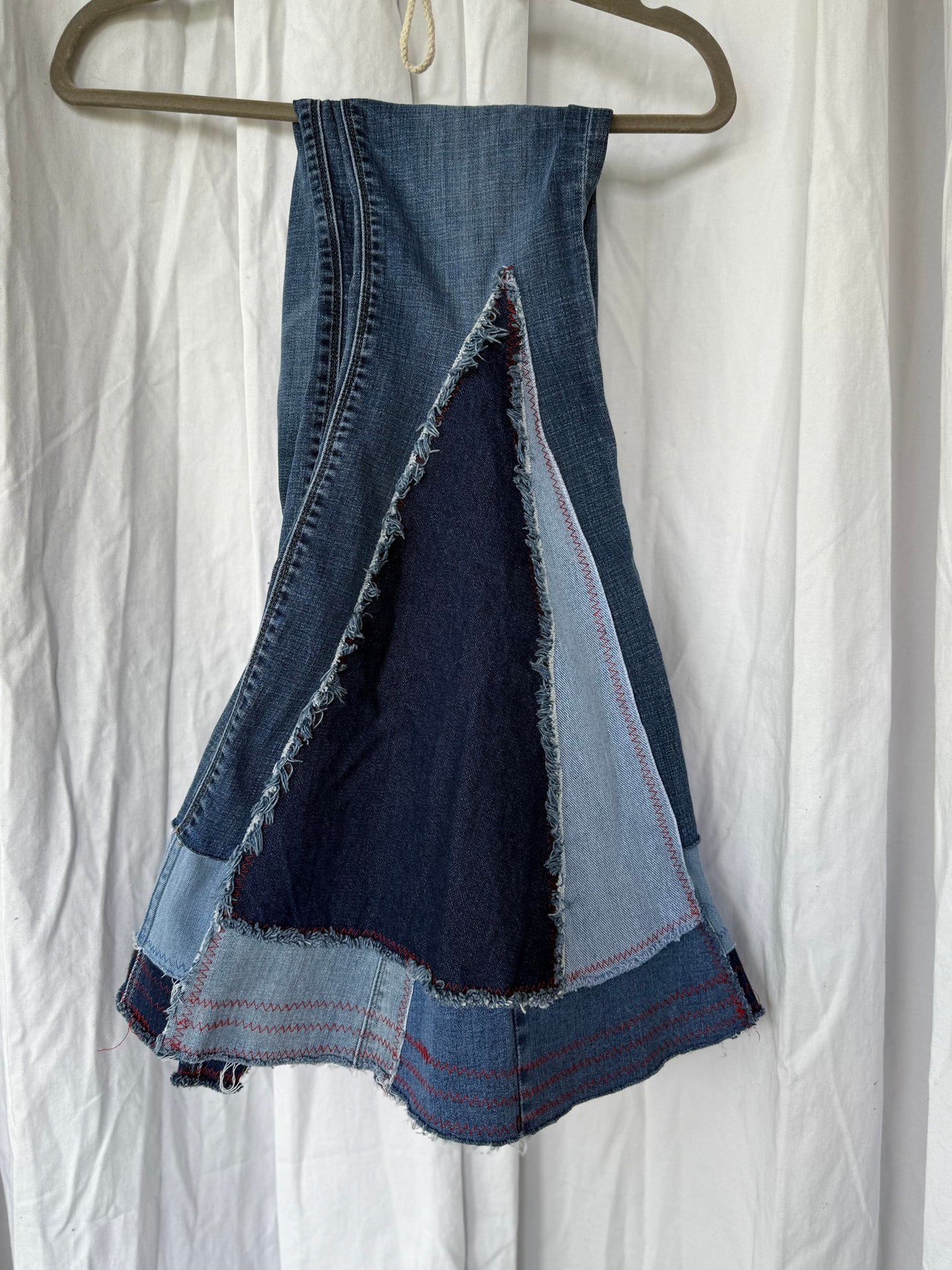 KU Jayhawks Bell Bottom Jeans (size 4)– Retro Flare