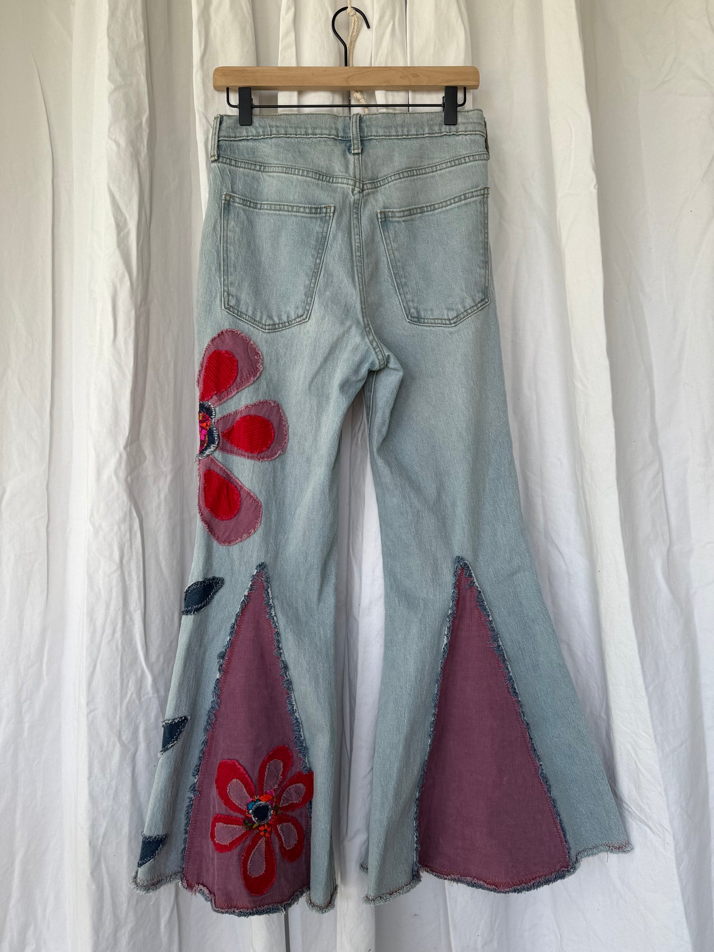 Pink & Red Floral Bell Bottom Jeans (size 6)– Groovy Retro Statement