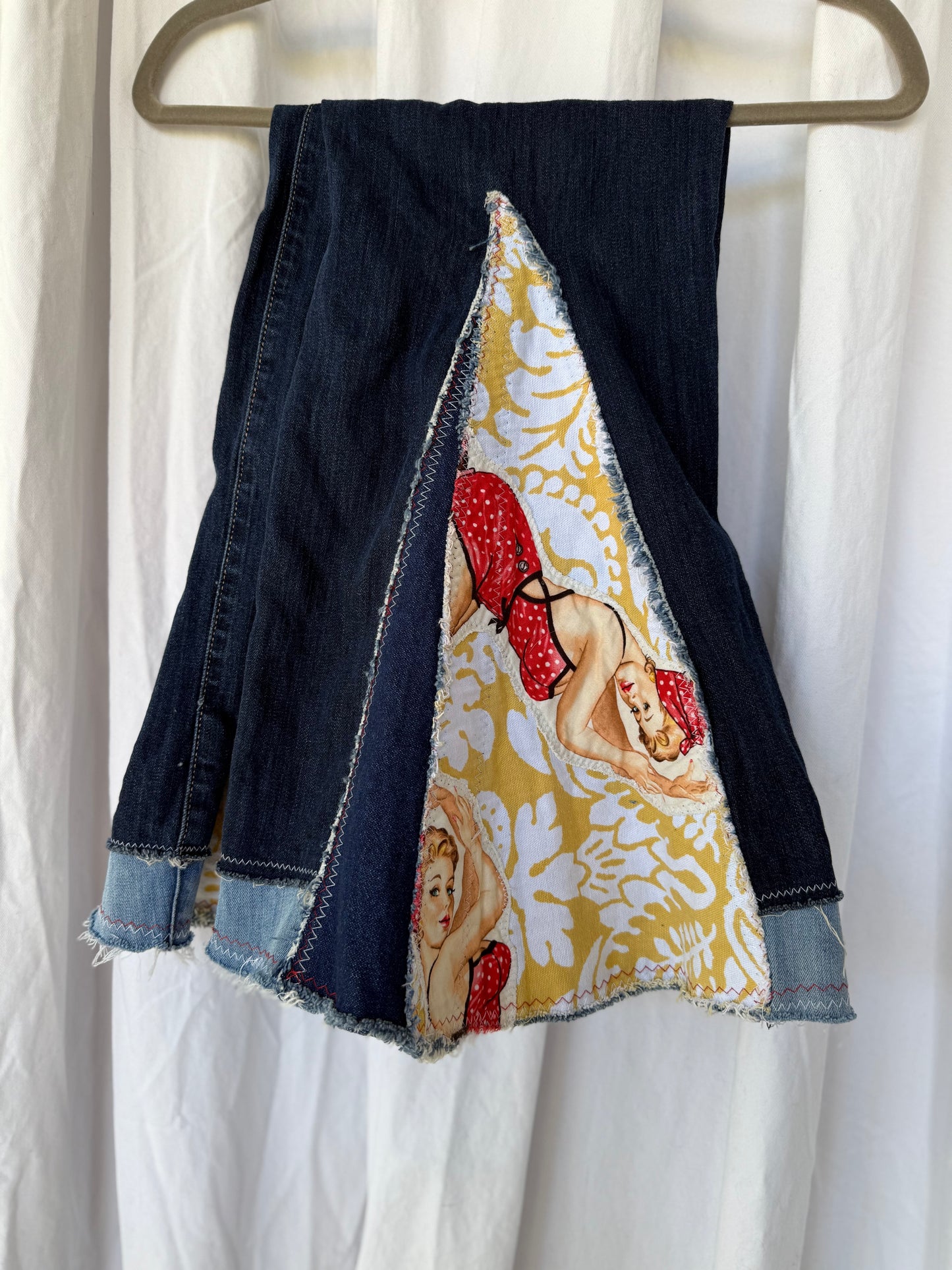 Retro Pin-Up Bell Bottom Jeans (size 2)