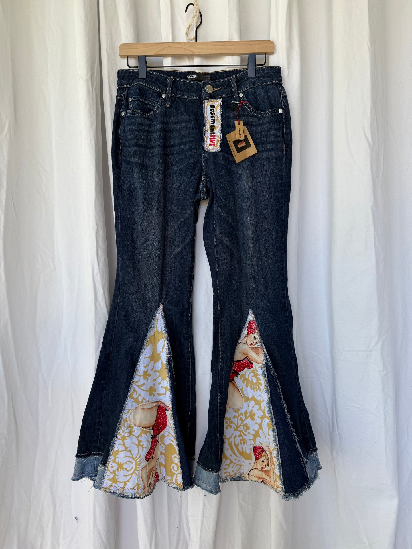 Retro Pin-Up Bell Bottom Jeans (size 2)