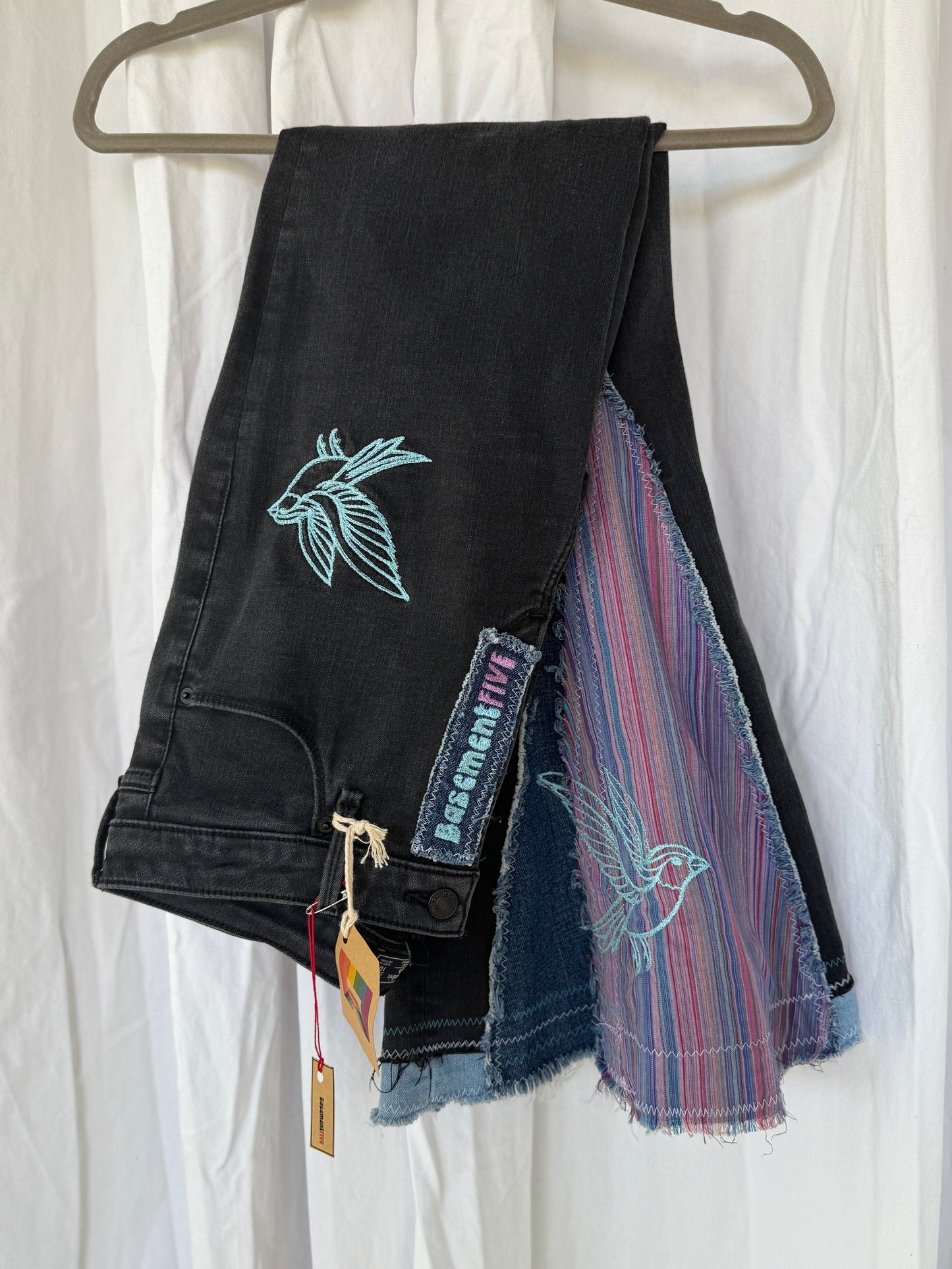 Purple Striped Flare with Hummingbird detail (Size 10)