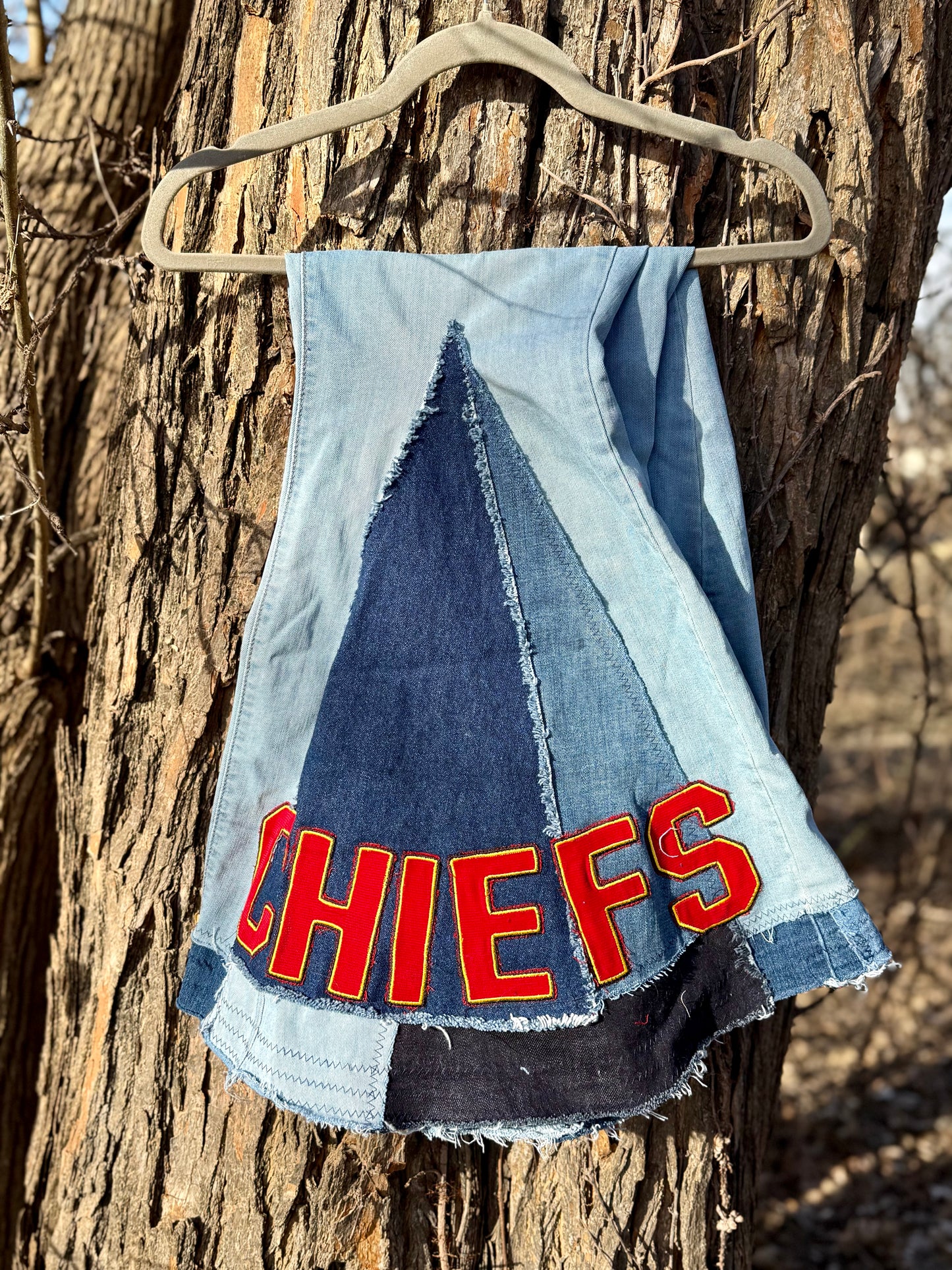 Chiefs Bell Bottom Jeans (Size 14) – Light Wash Statement Flares
