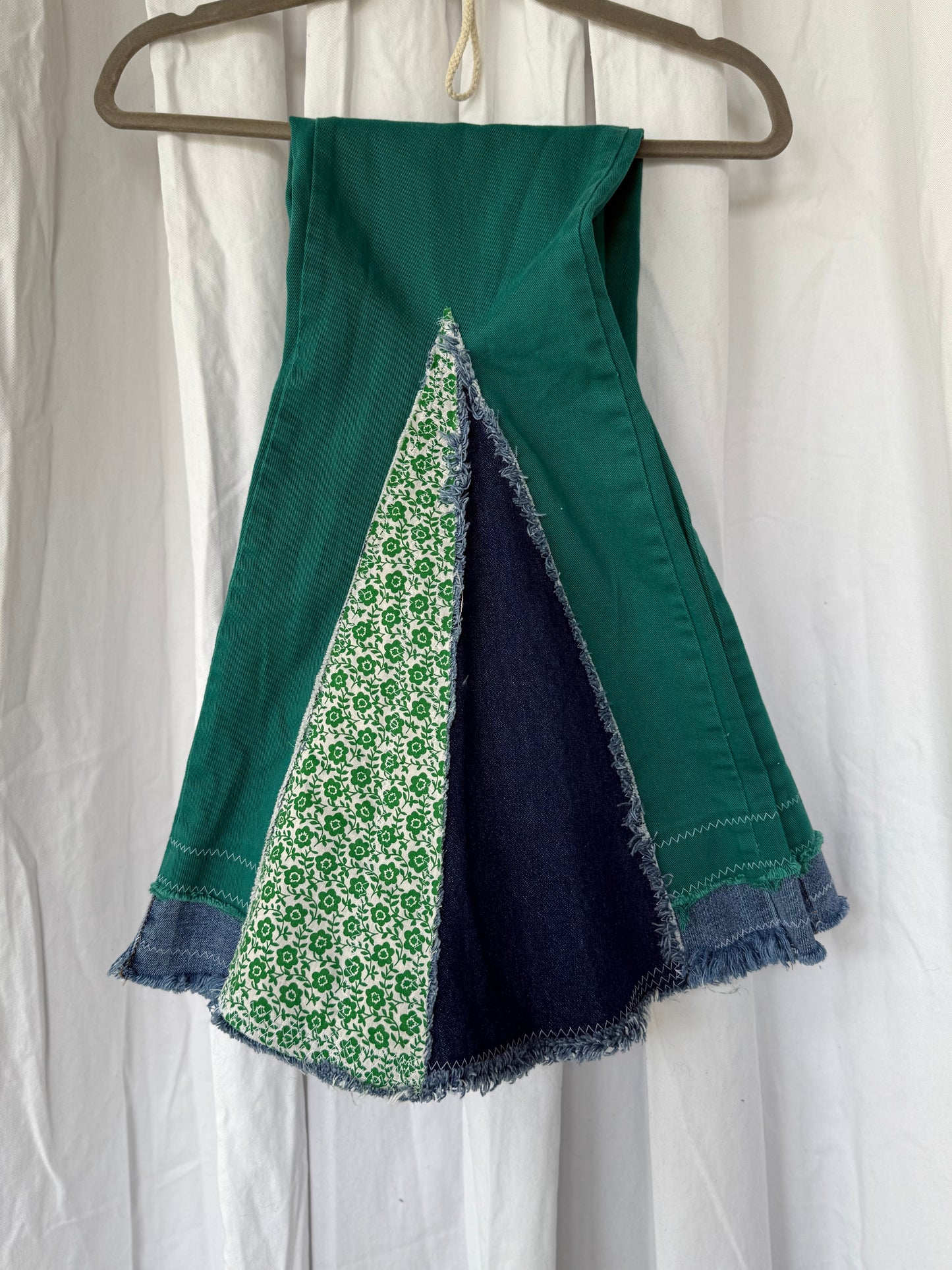 Green Bell Bottom Jeans (size 6) – Floral & Denim Patchwork Flare