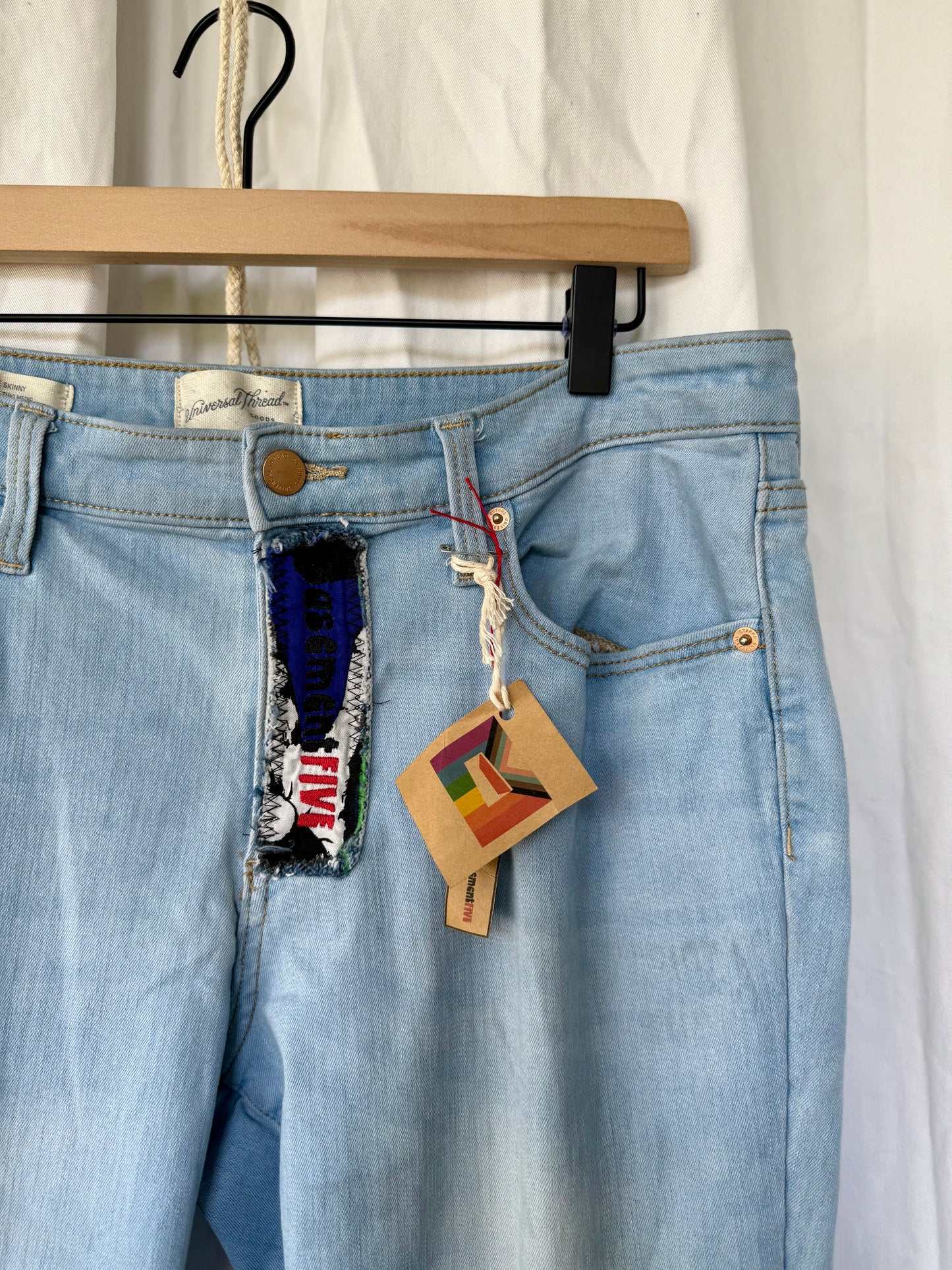✌🏻🌈 Patchwork Upcycled Bell Bottoms (Size 14 - 32x31)