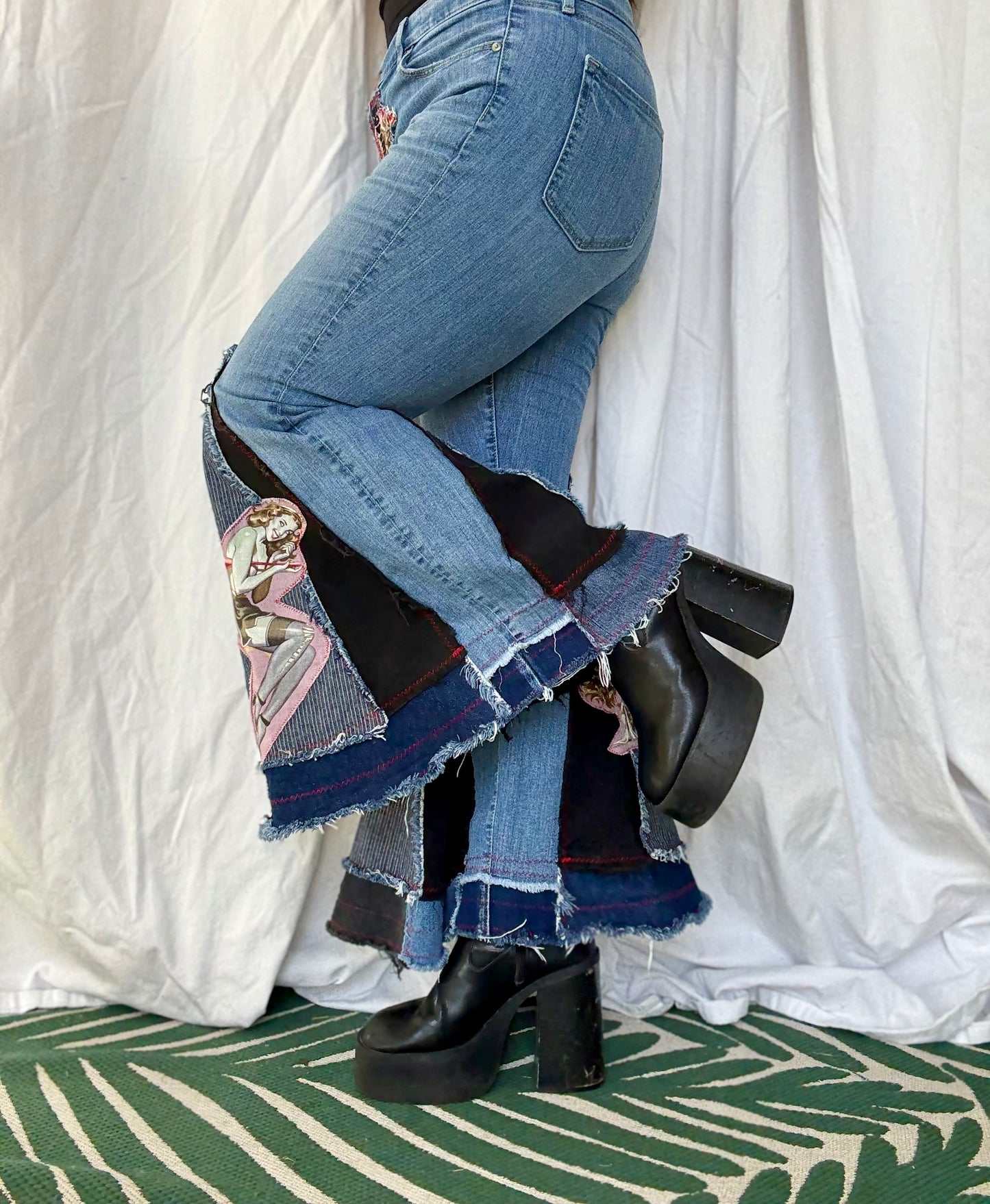 “Cleaning lady” Pin-Up Zombie Bell Bottom Jeans – Retro Rocker Flare (size 12)