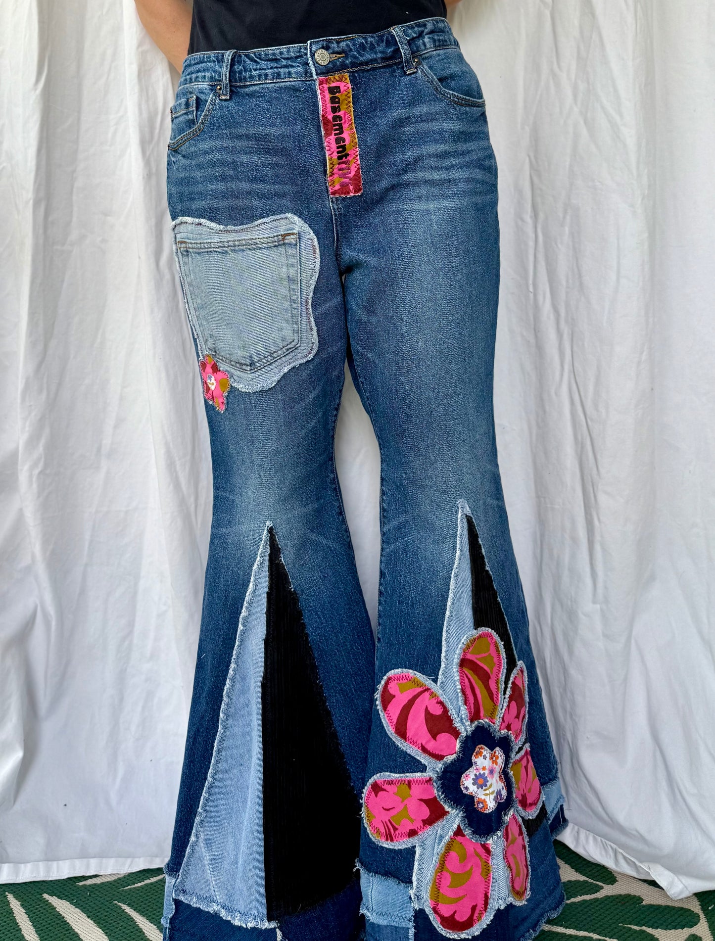 Retro Flower Power (size 20 long 33” inseam)