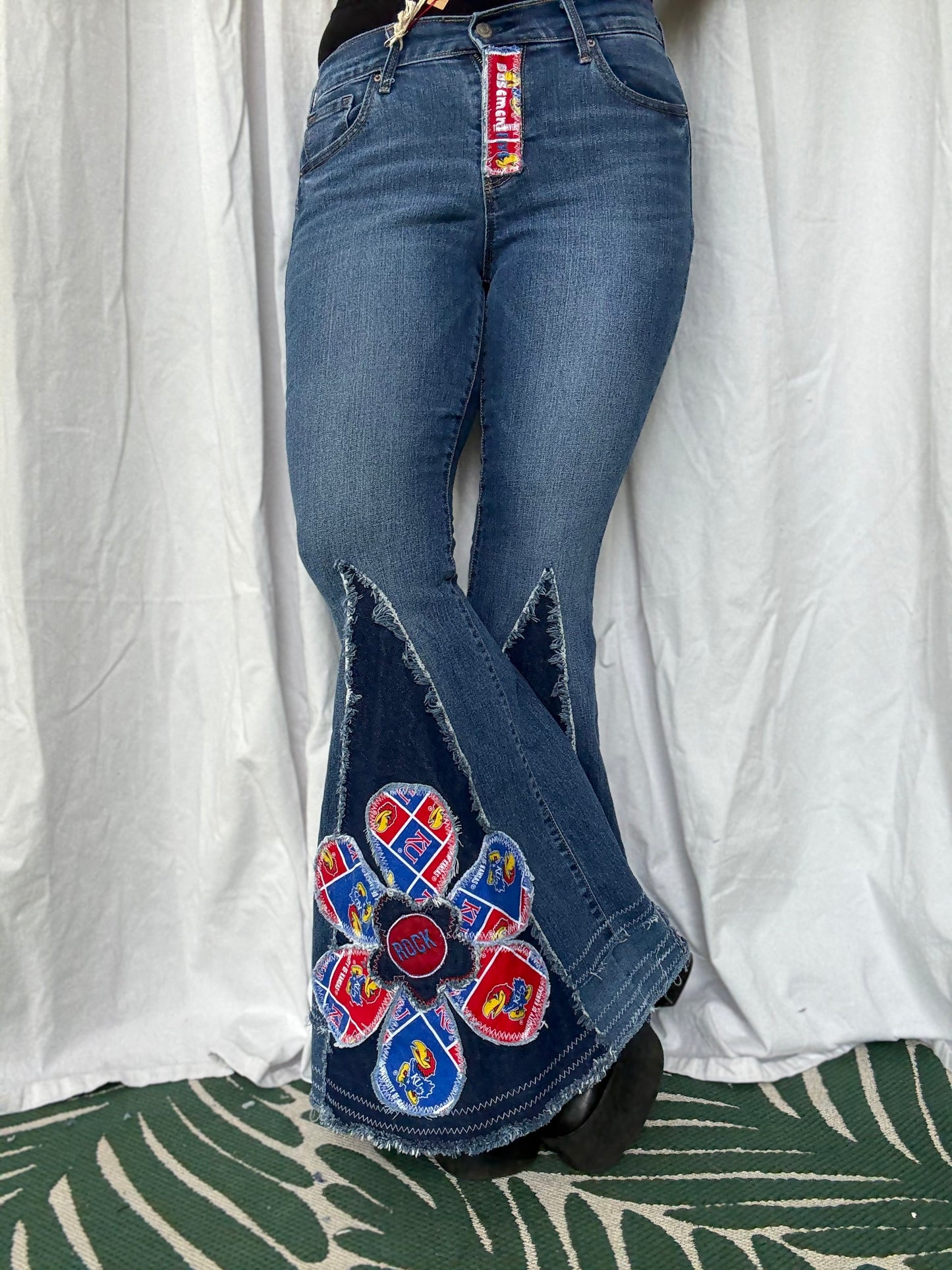 Jayhawks Bell Bottom Jeans (size 6) – Rock the Retro Game Day Look