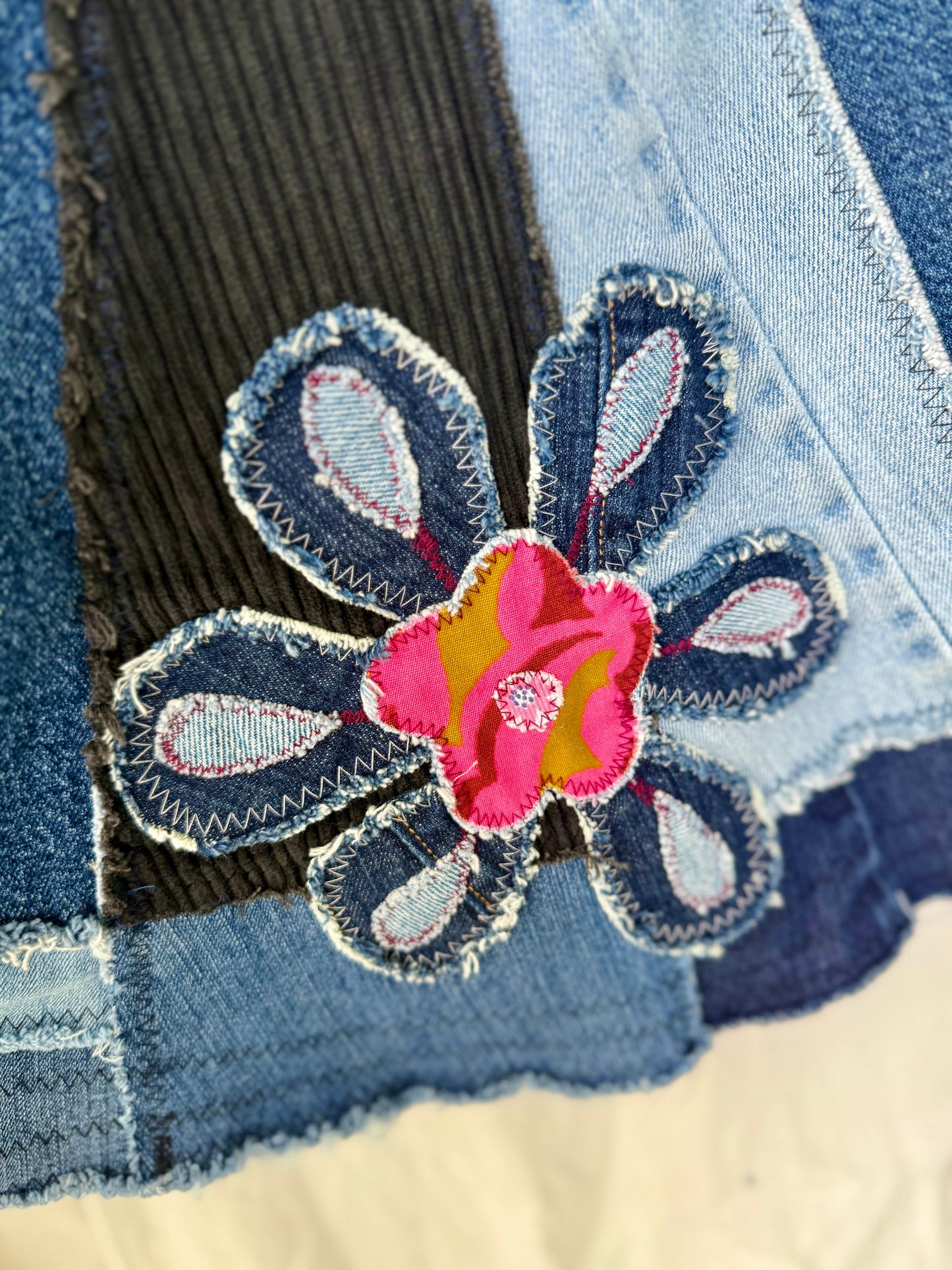 Retro Flower Power (size 20 long 33” inseam)