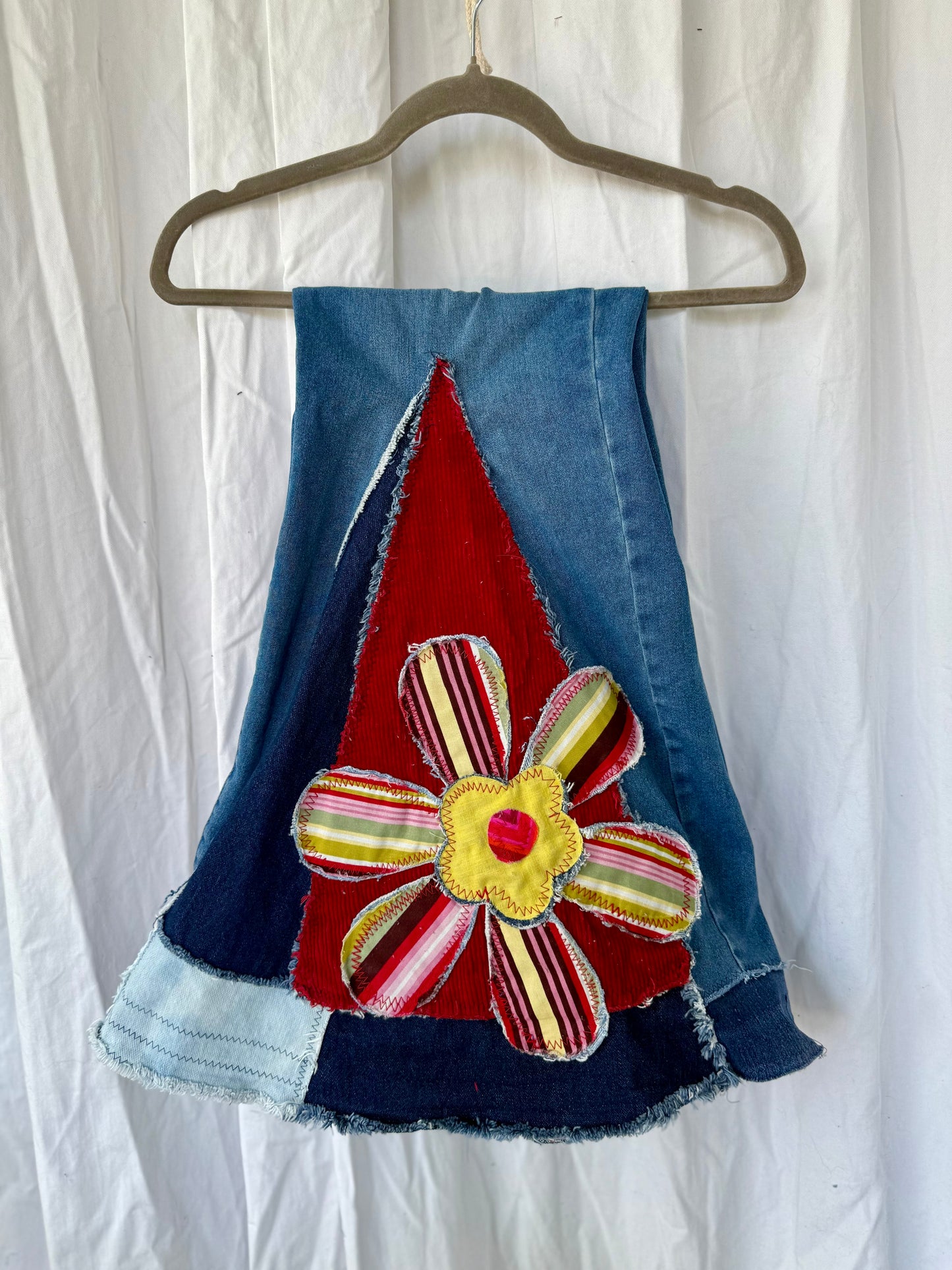 Striped Retro Flower Bell Bottoms - Size 16 (34x31