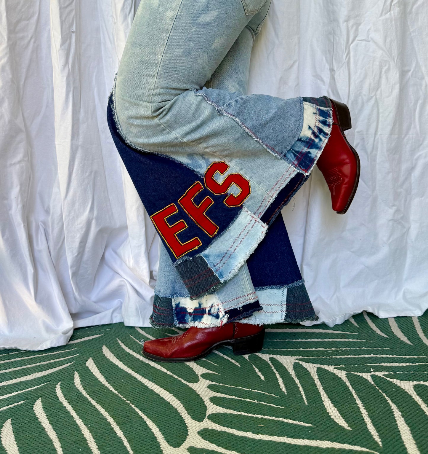 Chiefs Bell Bottom Jeans (Size 6) – Light Wash Statement Flares