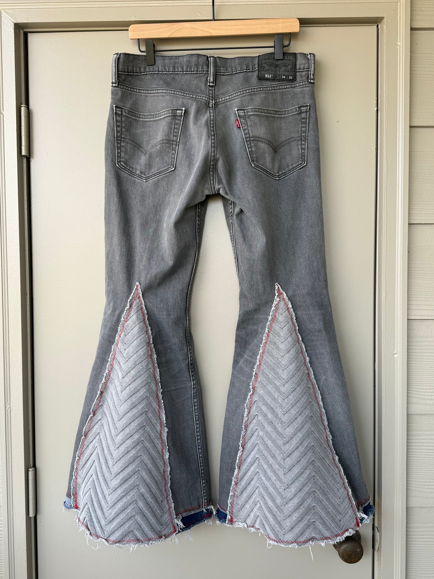 Punk Rock Skull upcycled Bell Bottoms (Levi’s 34x32)