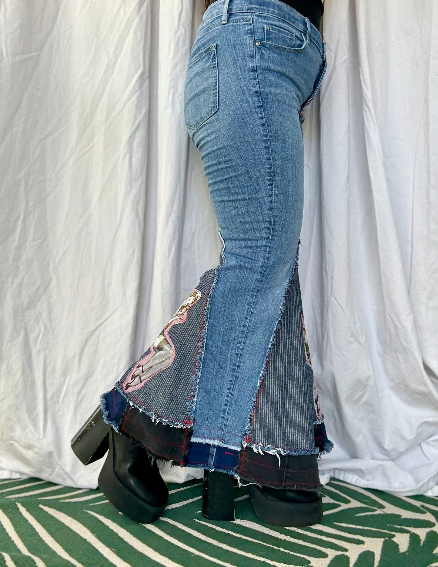 “Cleaning lady” Pin-Up Zombie Bell Bottom Jeans – Retro Rocker Flare (size 12)
