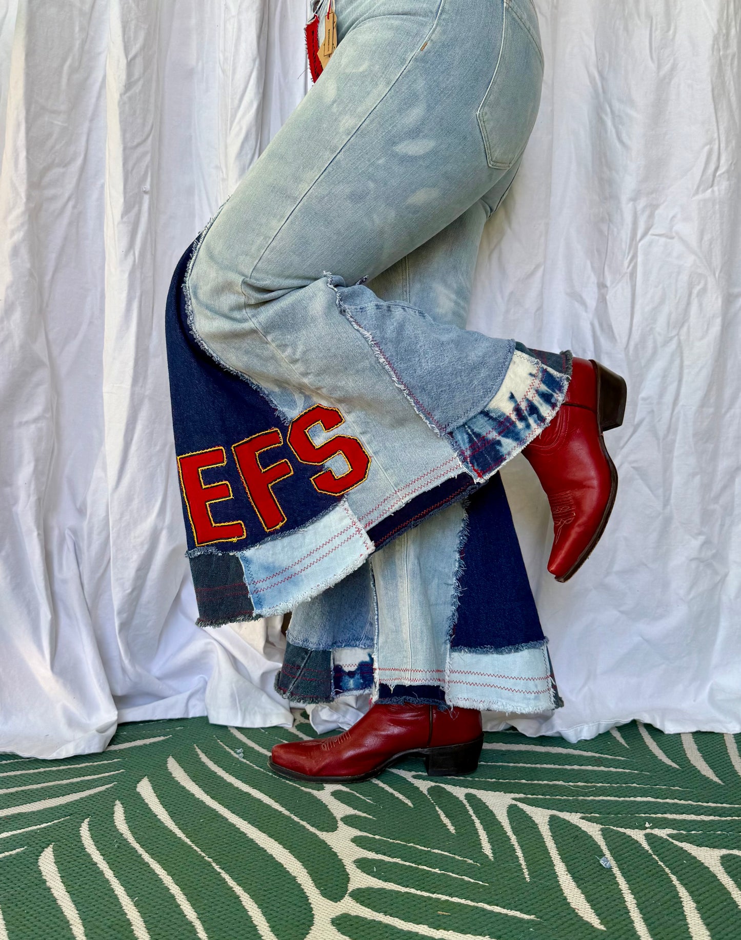 Chiefs Bell Bottom Jeans (Size 6) – Light Wash Statement Flares
