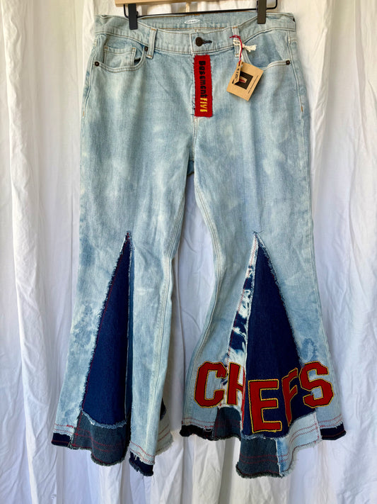 Chiefs Bell Bottom Jeans (Size 6) – Light Wash Statement Flares