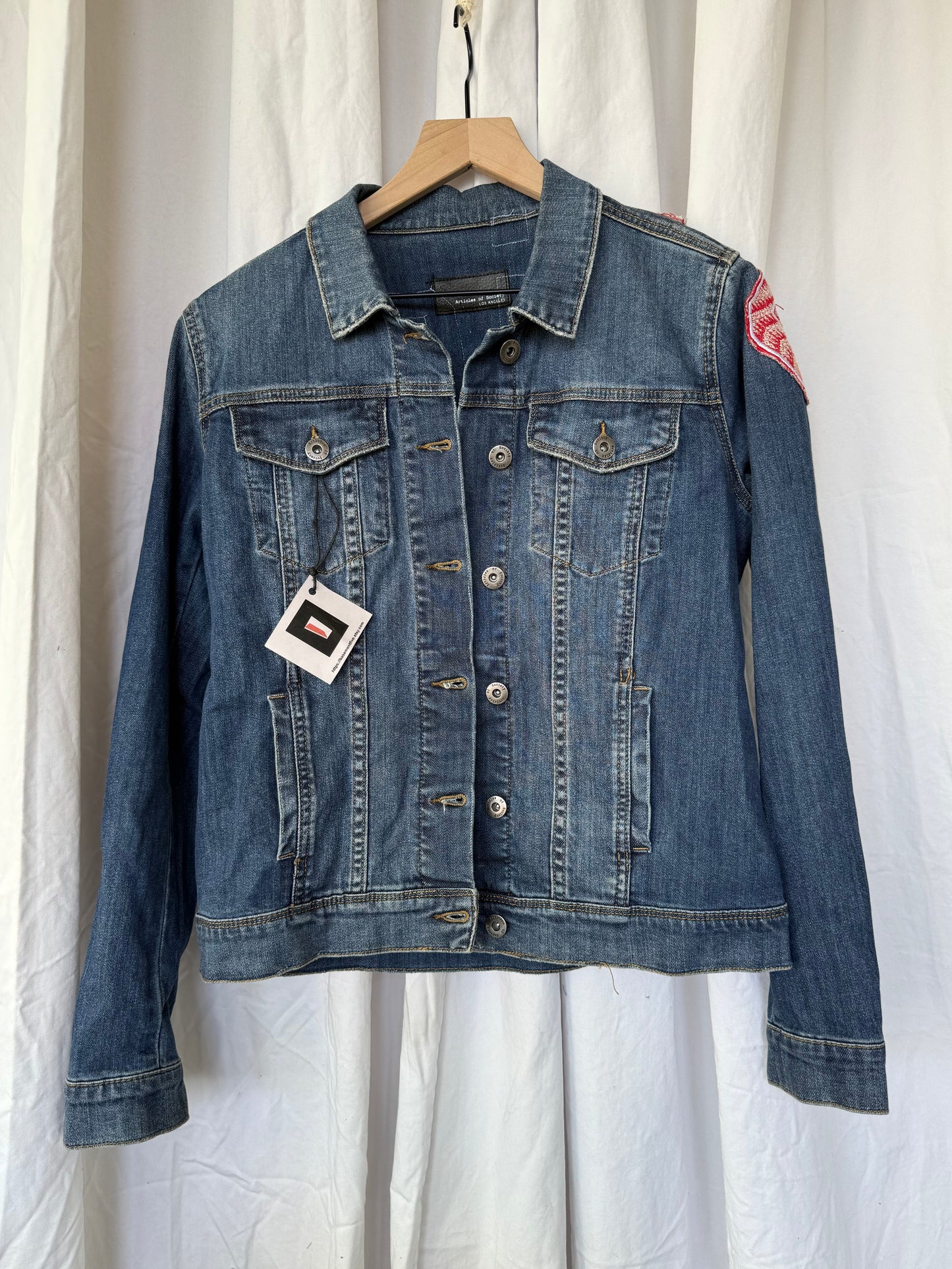 Kansas City Chiefs Denim Jacket (M) – Game Day Statement Piece