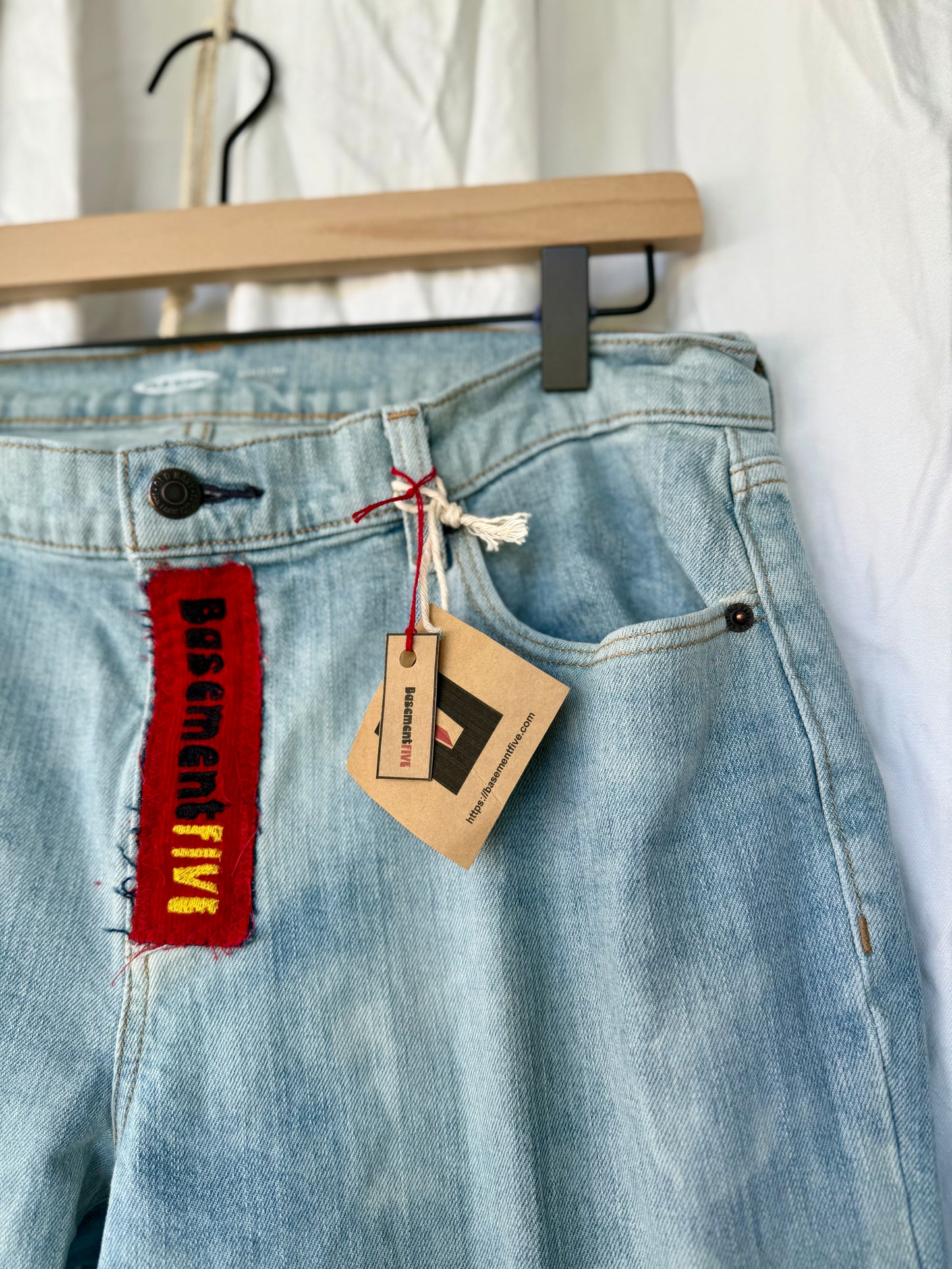 Chiefs Bell Bottom Jeans (Size 6) – Light Wash Statement Flares