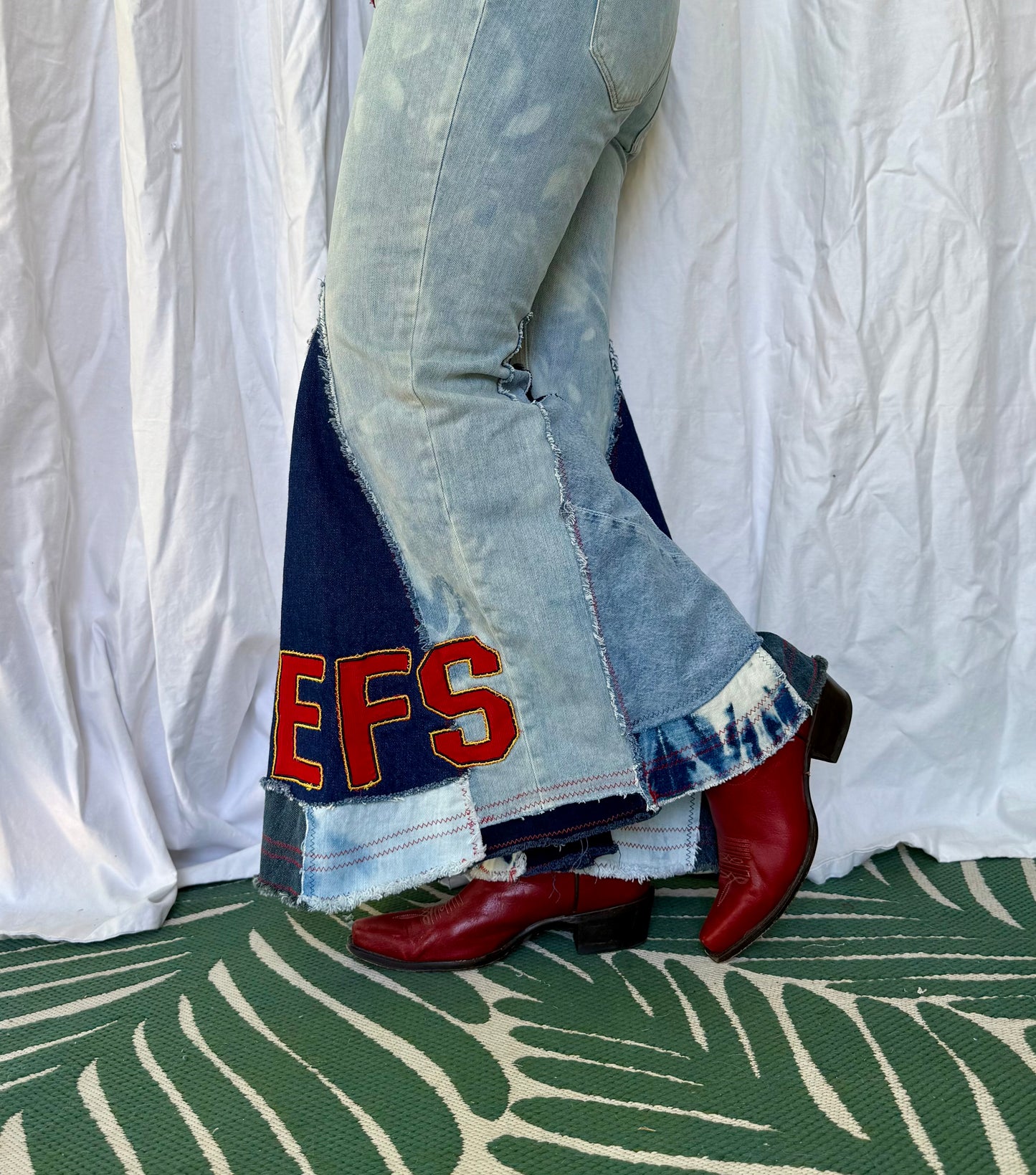 Chiefs Bell Bottom Jeans (Size 6) – Light Wash Statement Flares