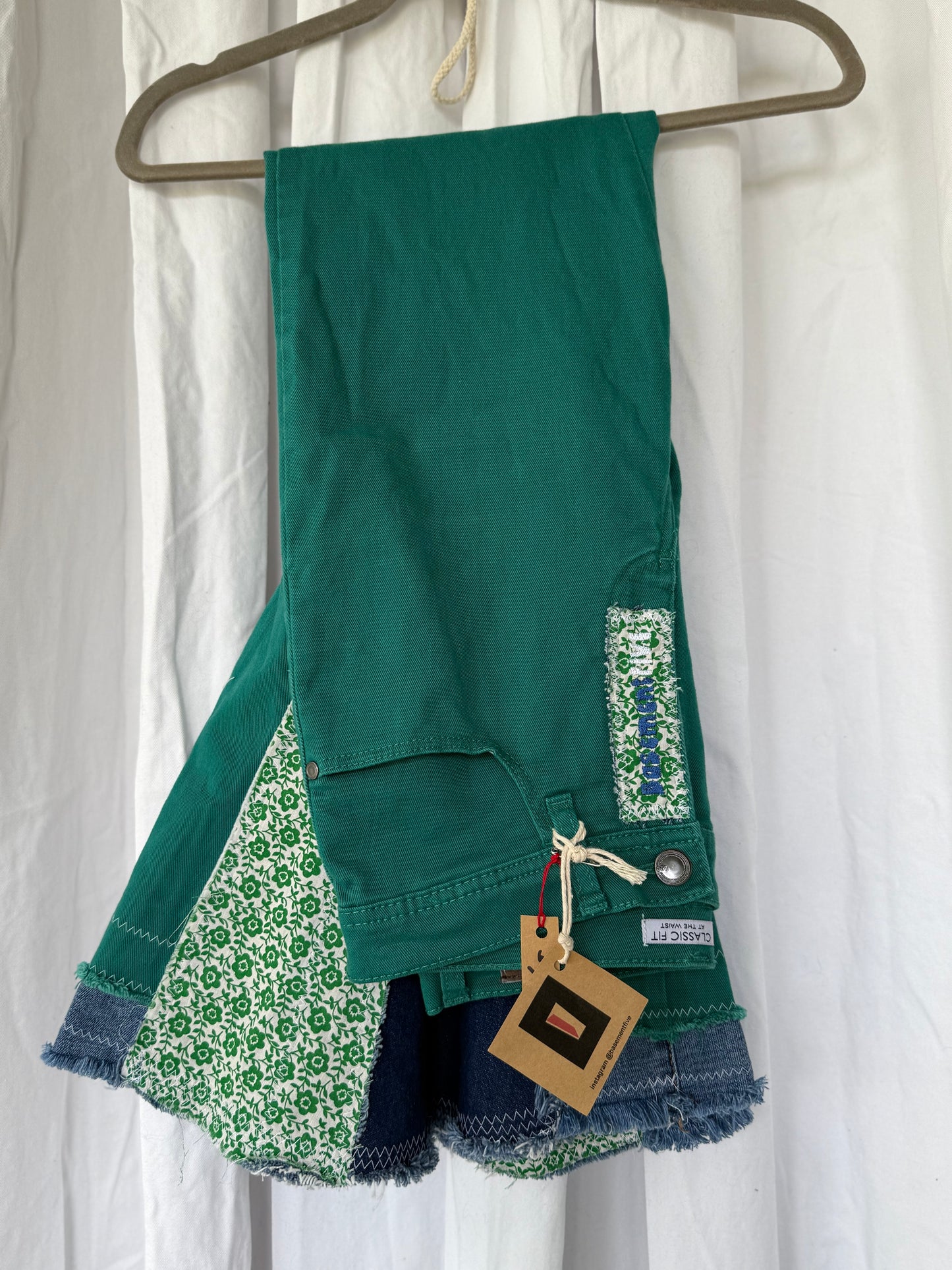 Green Bell Bottom Jeans (size 6) – Floral & Denim Patchwork Flare